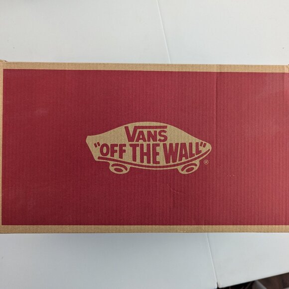 NWB Vans ComfyCush Slip-On Terry Cloth sneakers Mens size 11 Red Pink - Picture 3 of 3